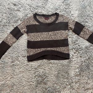 Oversized Cropped Knit Sweater